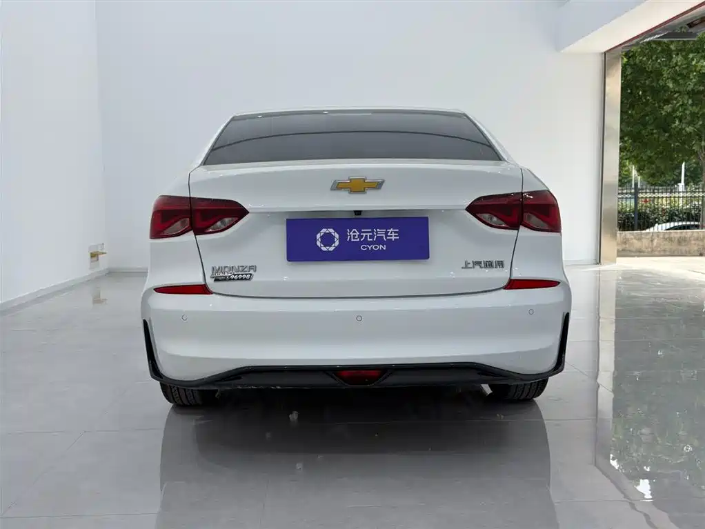 Monza 1.5 L DCT Joy