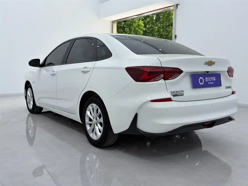 Monza 1.5 L DCT Joy