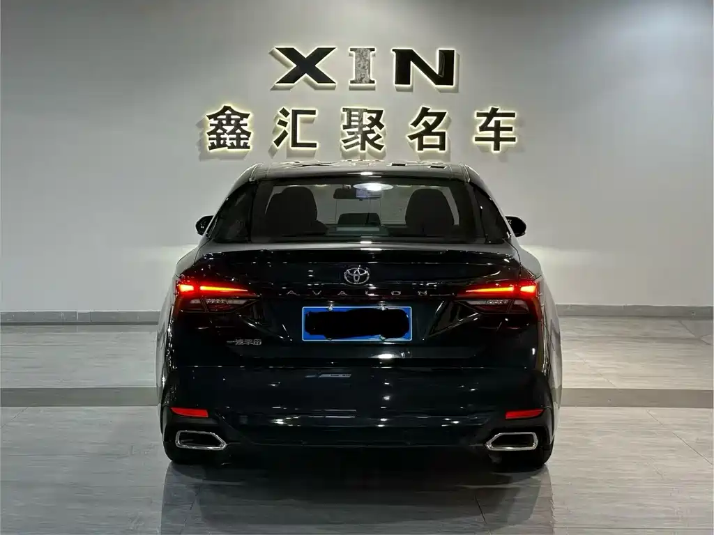 Avalon 2.5 L Luxury