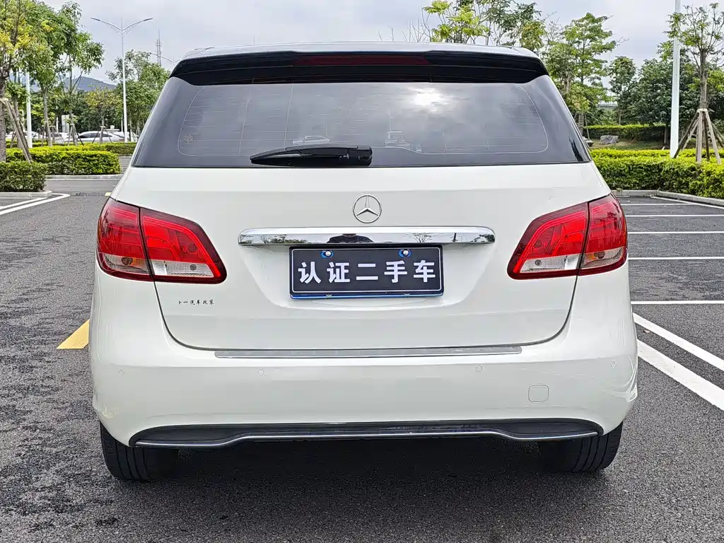 Mercedes-Benz B-Class B 180