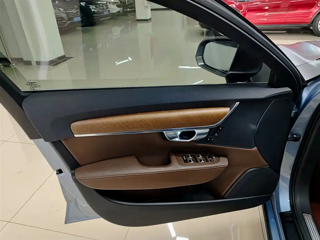 Volvo S90 T5 Smart Ease Luxury