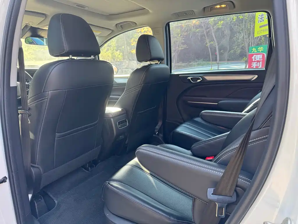 GAC Trumpchi M6 PRO 270 T DCT Luxury