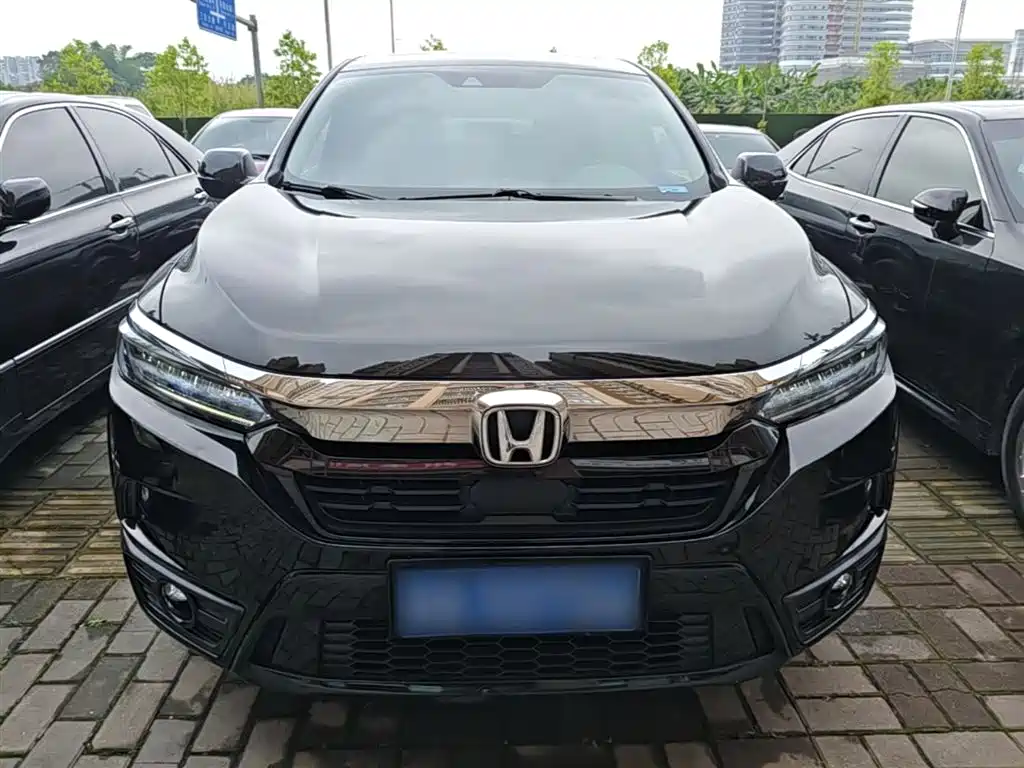 Breeze 240 TURBO CVT 2 WD Luxury