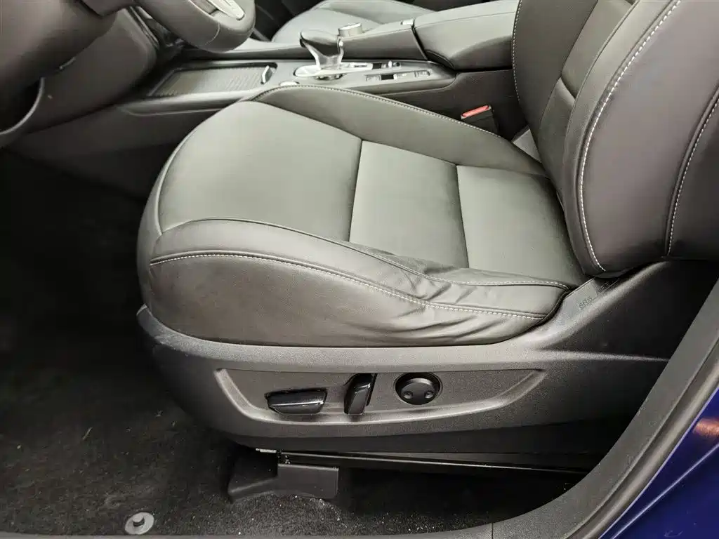 Infiniti QX50 2.0 T 2 WD Fashion