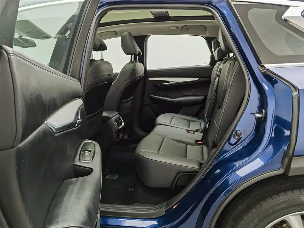 Infiniti QX50 2.0 T 2 WD Fashion