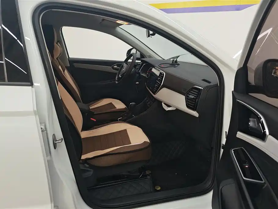 Jetta VS5 280 TSI Auto Pioneer