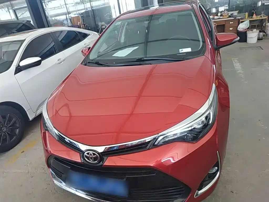 Levin Facelift 185 T CVT Elite CN-V