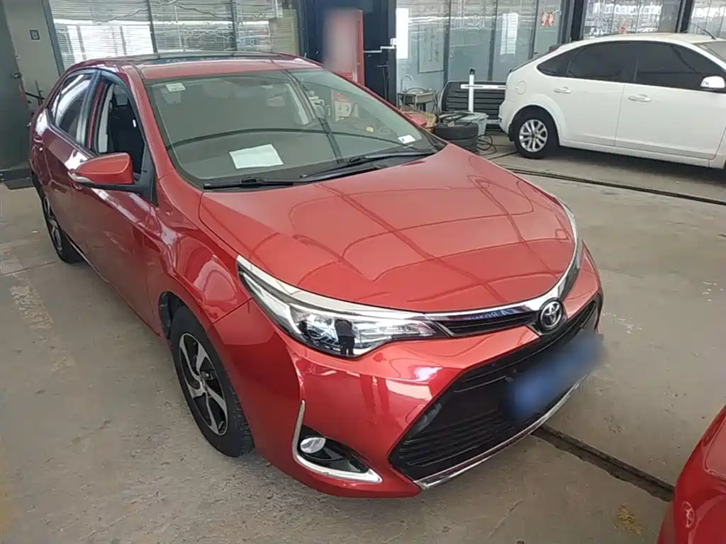 Levin Facelift 185 T CVT Elite CN-V