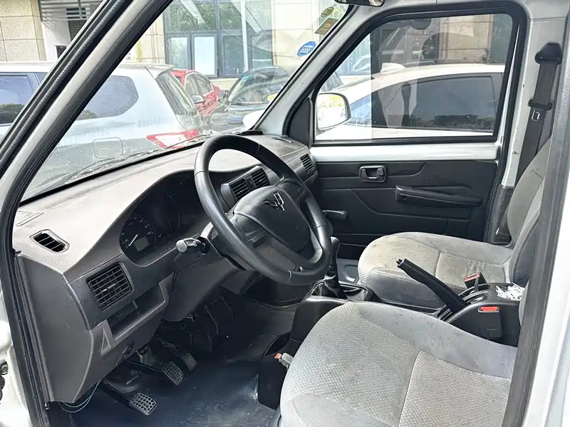 Wuling Rongguang 1.5 L Extended Basic