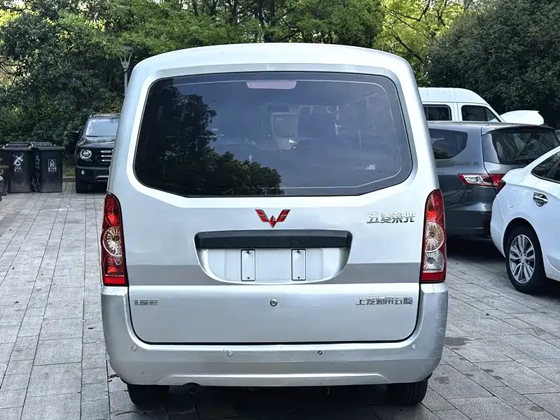 Wuling Rongguang 1.5 L Extended Basic