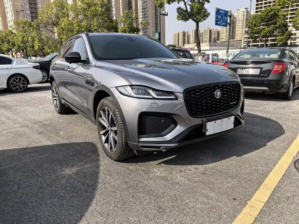 Jaguar F-PACE 捷豹F-PACE 2024款 P250 R-Dynamic HSE