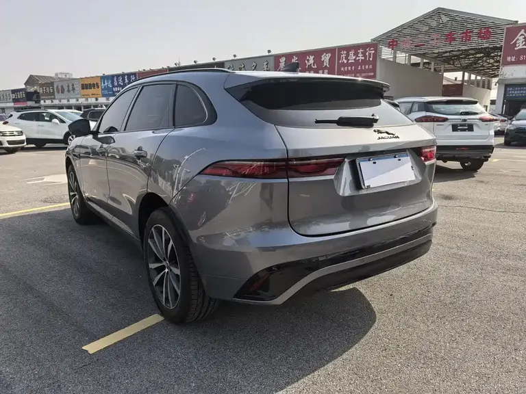 Jaguar F-PACE 捷豹F-PACE 2024款 P250 R-Dynamic HSE