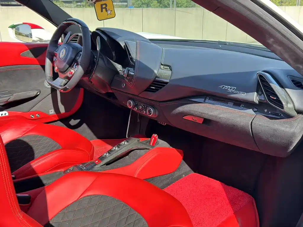Ferrari 488 488 Spider
