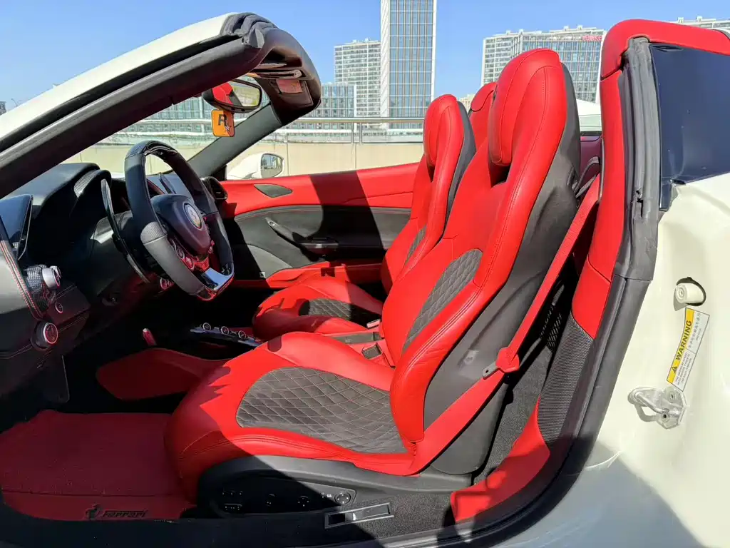 Ferrari 488 488 Spider