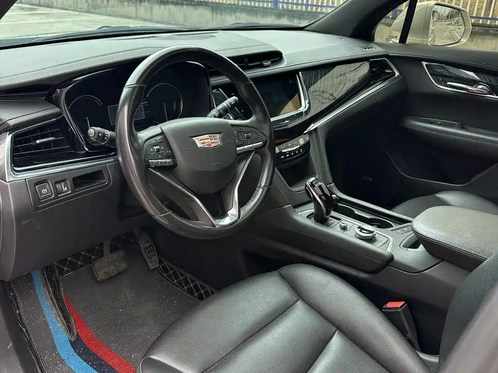 Cadillac XT6 2.0 T 6-seat 2 WD Luxury