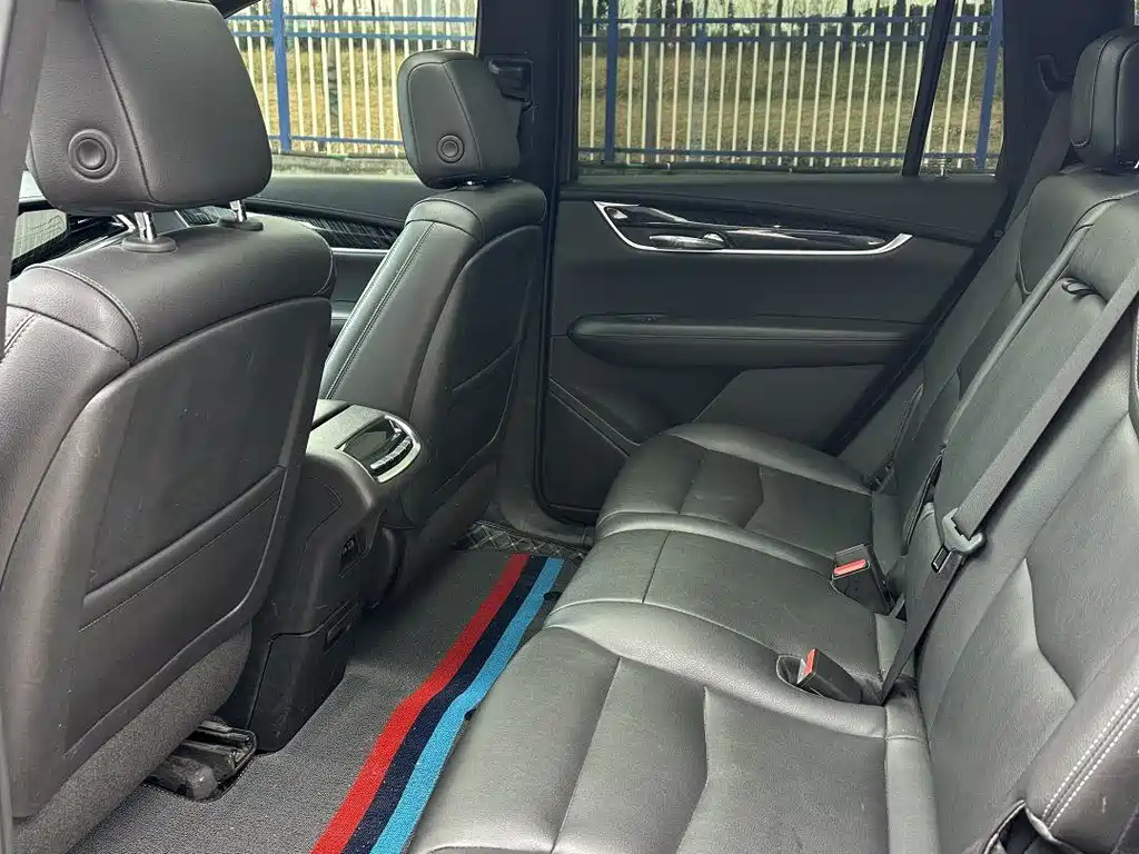 Cadillac XT6 2.0 T 6-seat 2 WD Luxury
