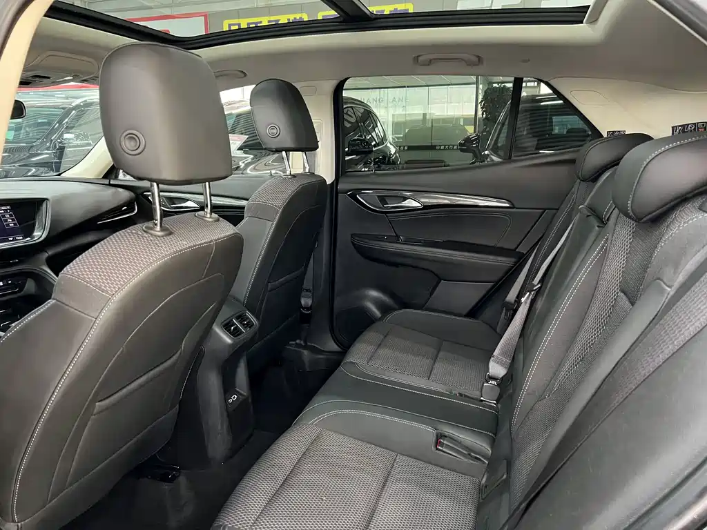 Envision S Envision S 652 T 2 WD Elite