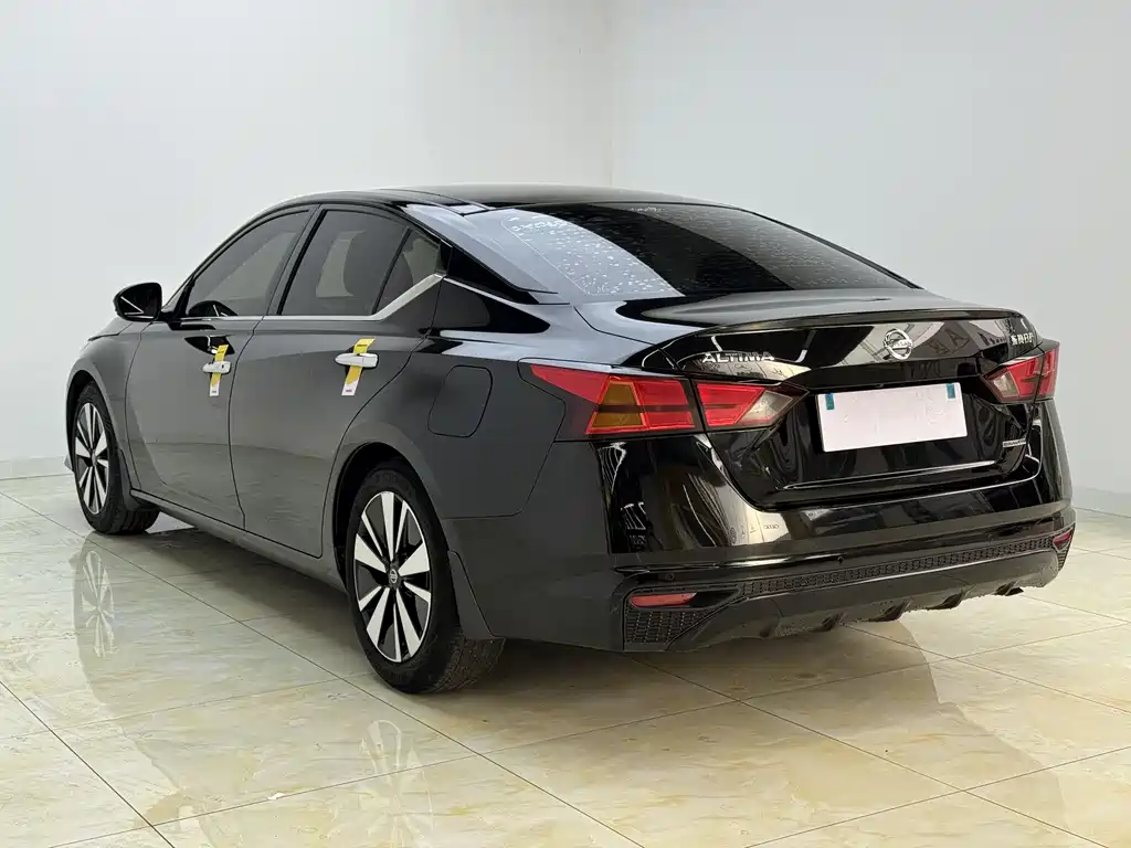 Teana 2.0 L XL Comfort