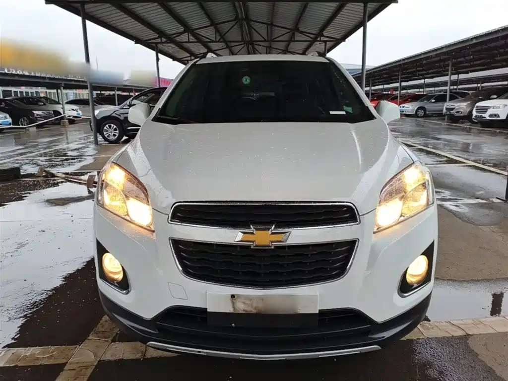 Tracker 1.4 T Auto 2 WD Luxury