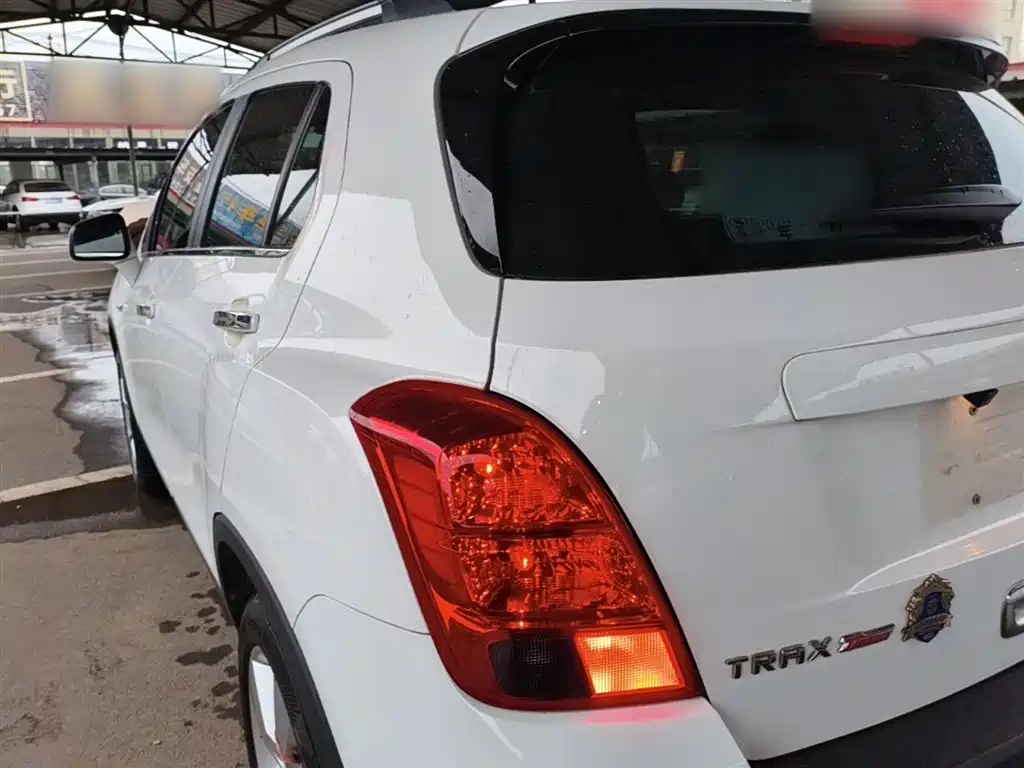 Tracker 1.4 T Auto 2 WD Luxury