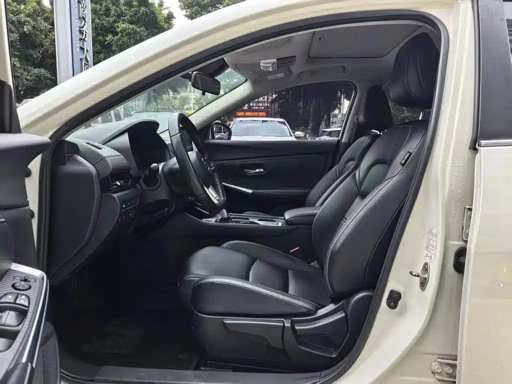 Sylphy 1.6 L XL CVT Smart Enjoyment