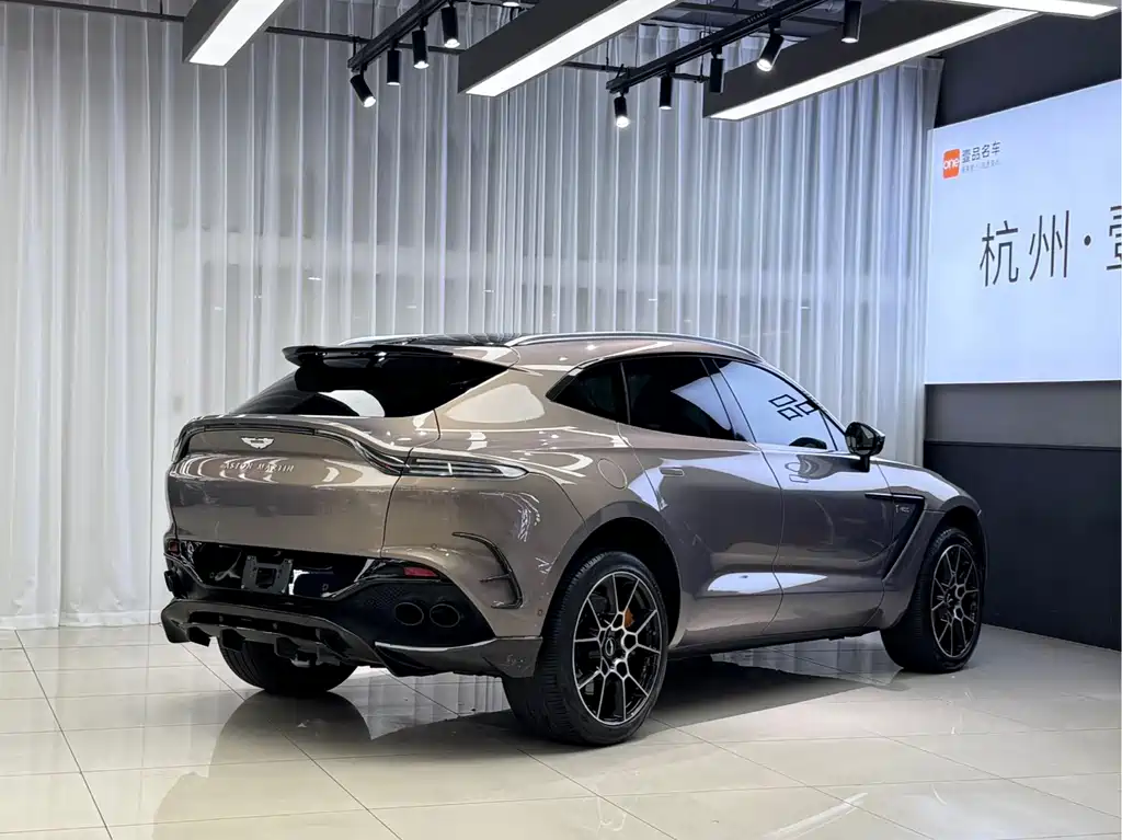 Aston Martin DBX 4.0 T V8 1913 First Edition Limited