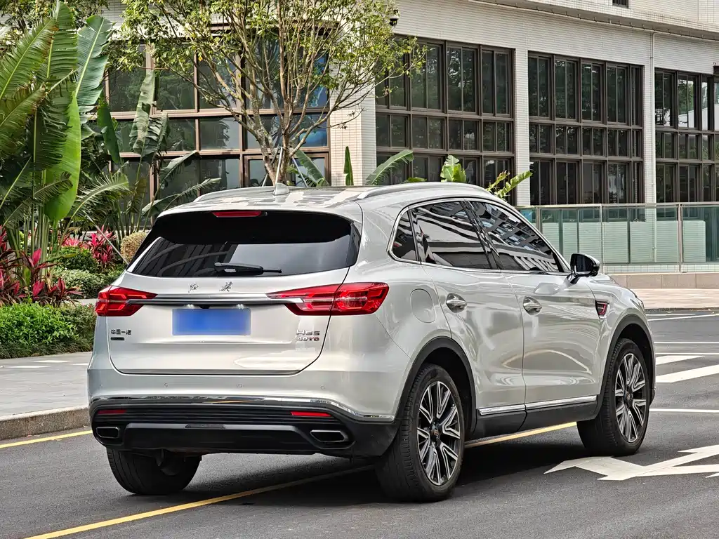 Hongqi HS5 Facelift 2.0 T Connected Flagship Enjoyment 4 WD