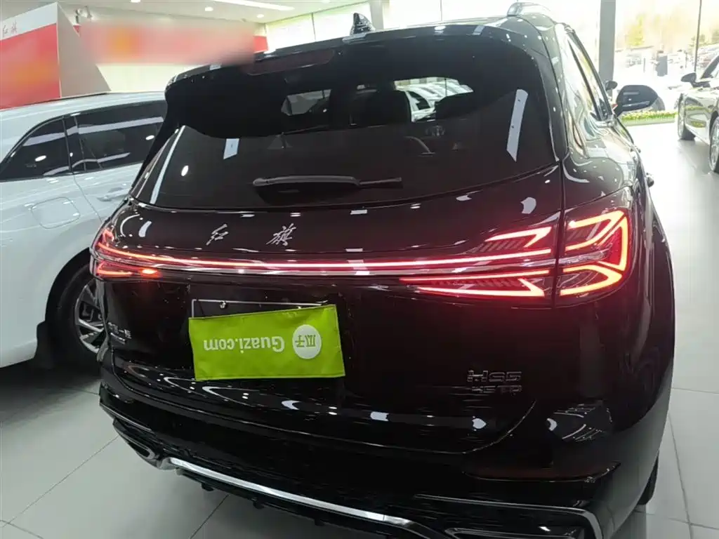 Hongqi HS5 2.0 T 4 WD Flagship Enjoyment Pro