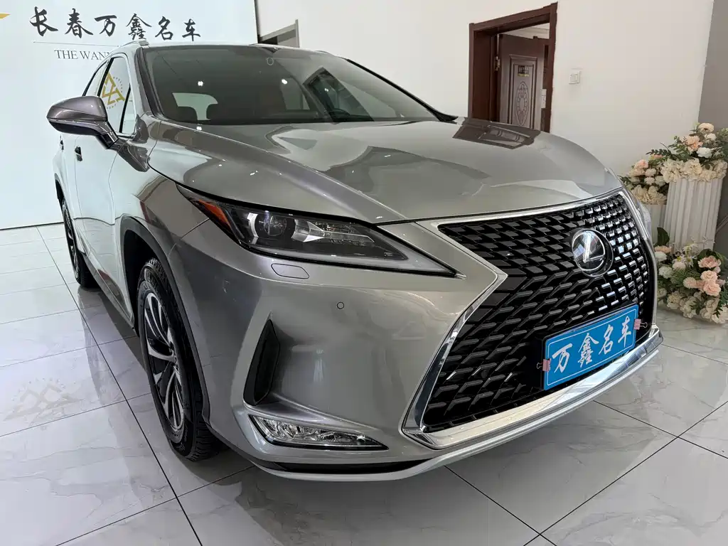 Lexus RX Facelift 300 2 WD Elite