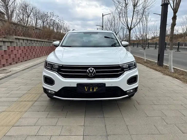 Volkswagen T-ROC 280 TSI DSG 2 WD Comfort Enjoyment PLUS