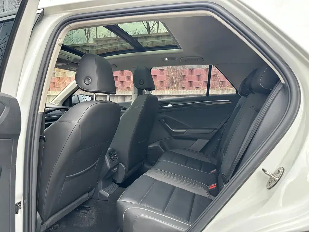 T-ROC 280 TSI DSG 2 WD Comfort Enjoyment PLUS