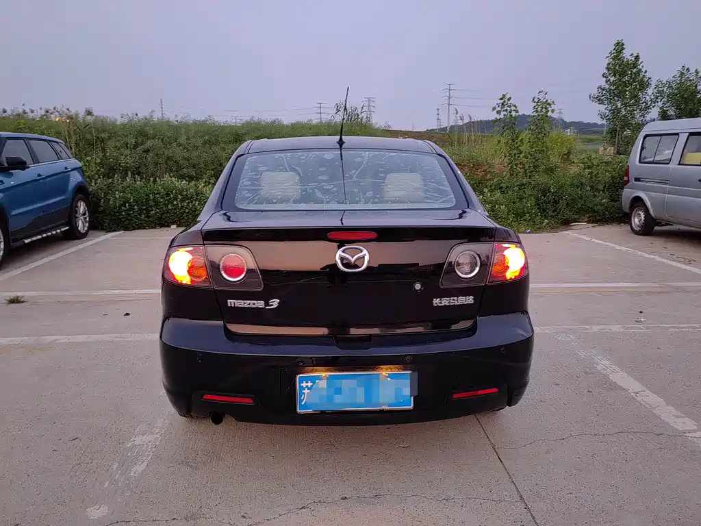 Mazda 3 1.6 L Auto Classic Standard