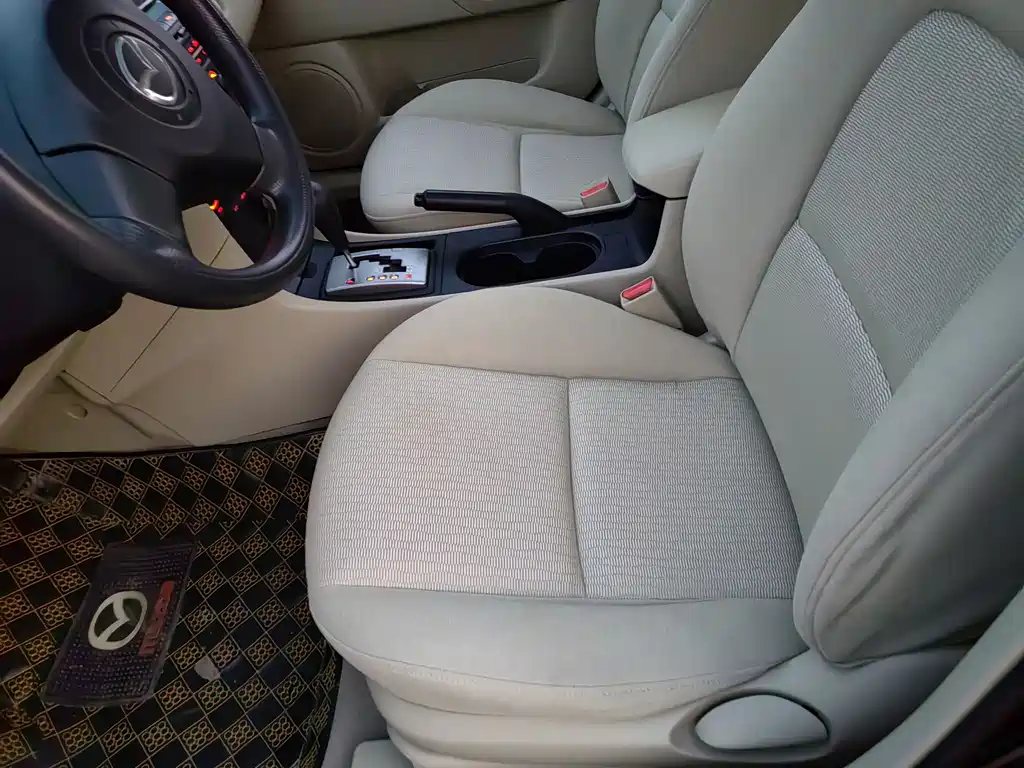 Mazda 3 1.6 L Auto Classic Standard