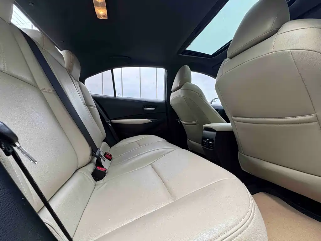 Levin Dual Engine 1.8 H E-CVT Luxury