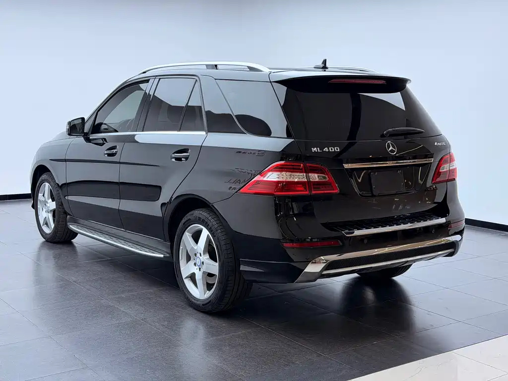 Mercedes-Benz M-Class ML 400 4 MATIC Luxury