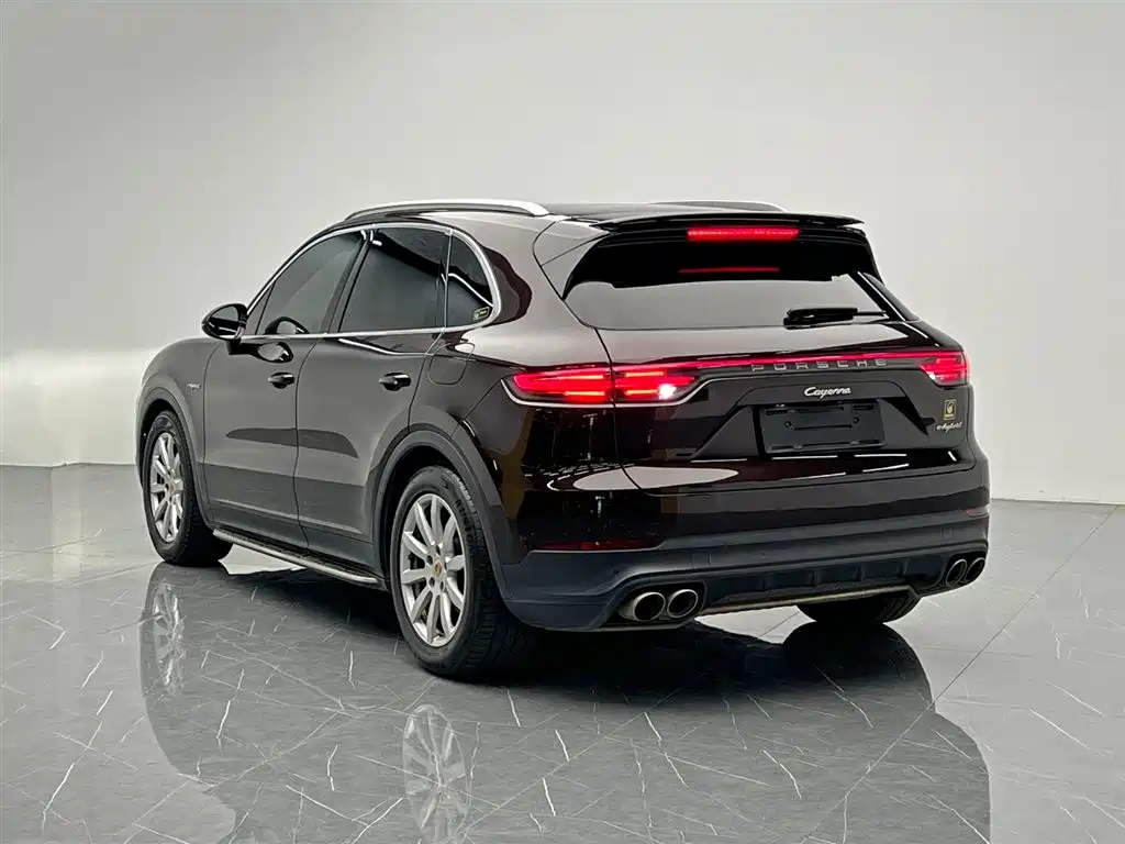 Cayenne NEV Cayenne E-Hybrid 2.0 T