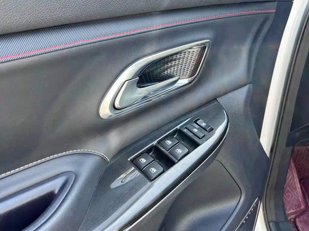 Changan Oshan X7 1.5 T Auto Luxury