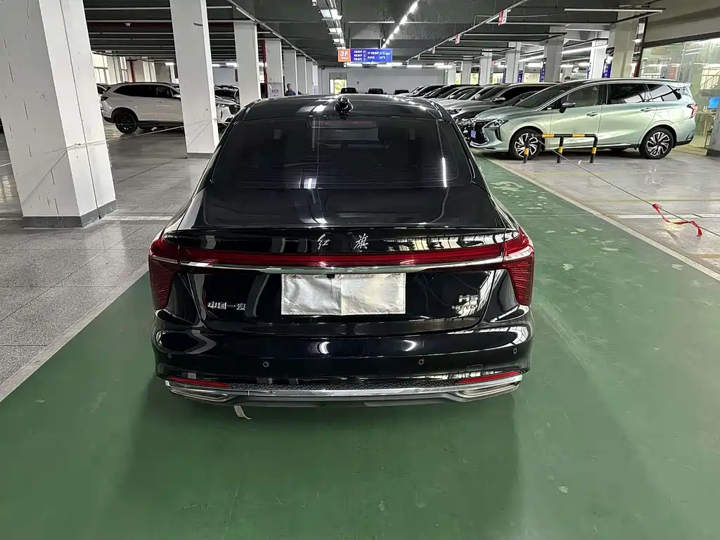 Hongqi H5 2.0 T Auto Connected Flagship