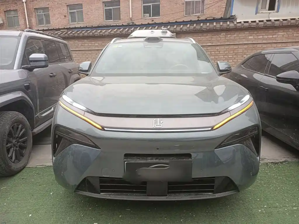 Tang L DM 175 KM Drone Player