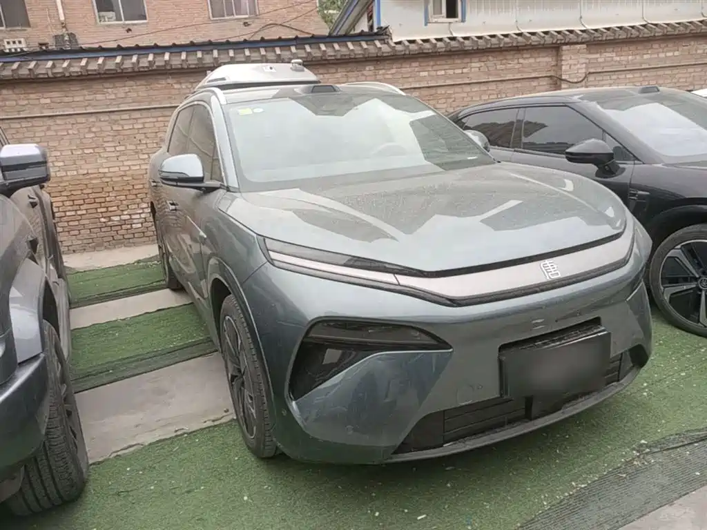 Tang L DM 175 KM Drone Player