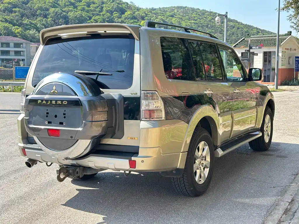 Pajero (Import) 帕杰罗进口 2016款 3.0 L 自动豪华版 国V