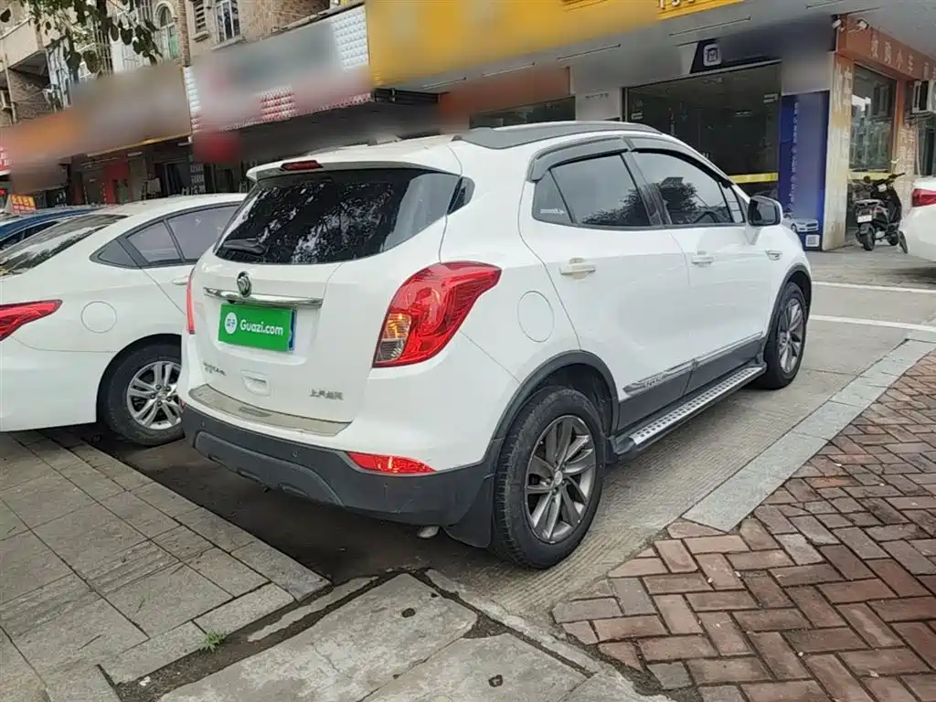 Encore 18 T Auto 2 WD Urban Leading