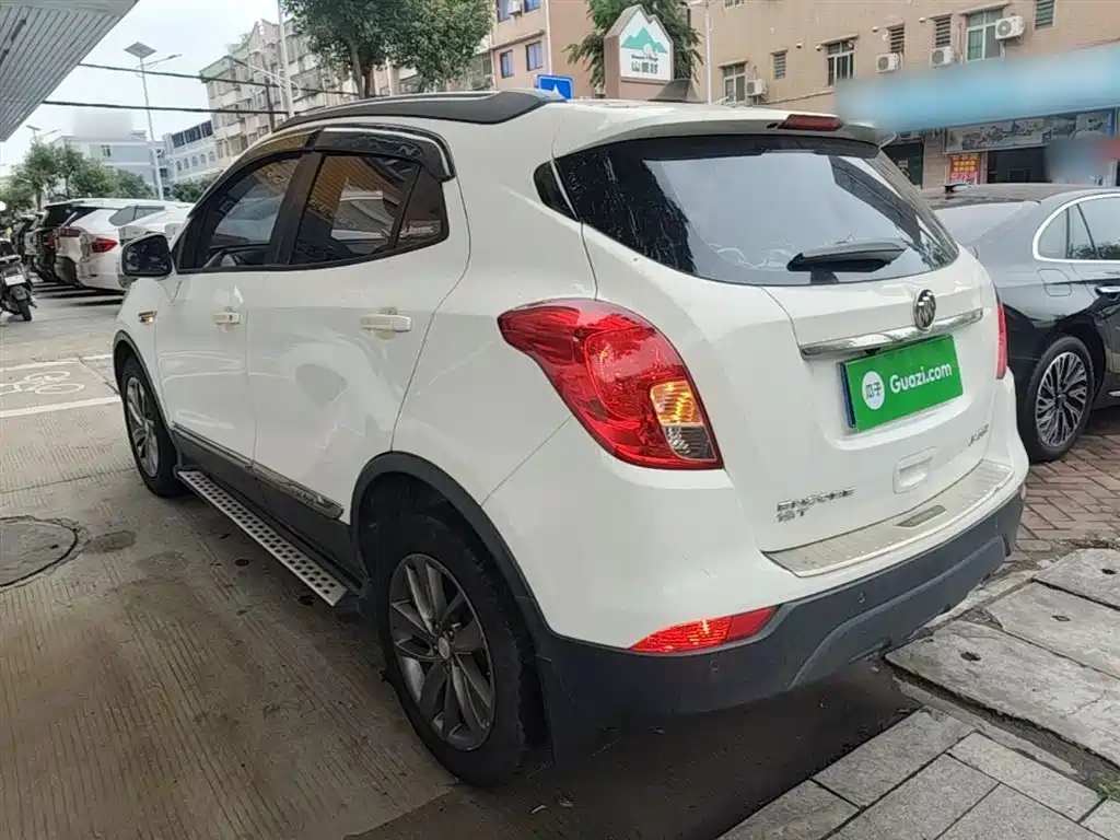 Encore 18 T Auto 2 WD Urban Leading