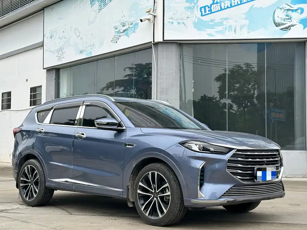 Jetour X70 PLUS 1.6 T DCT Land 5-seat