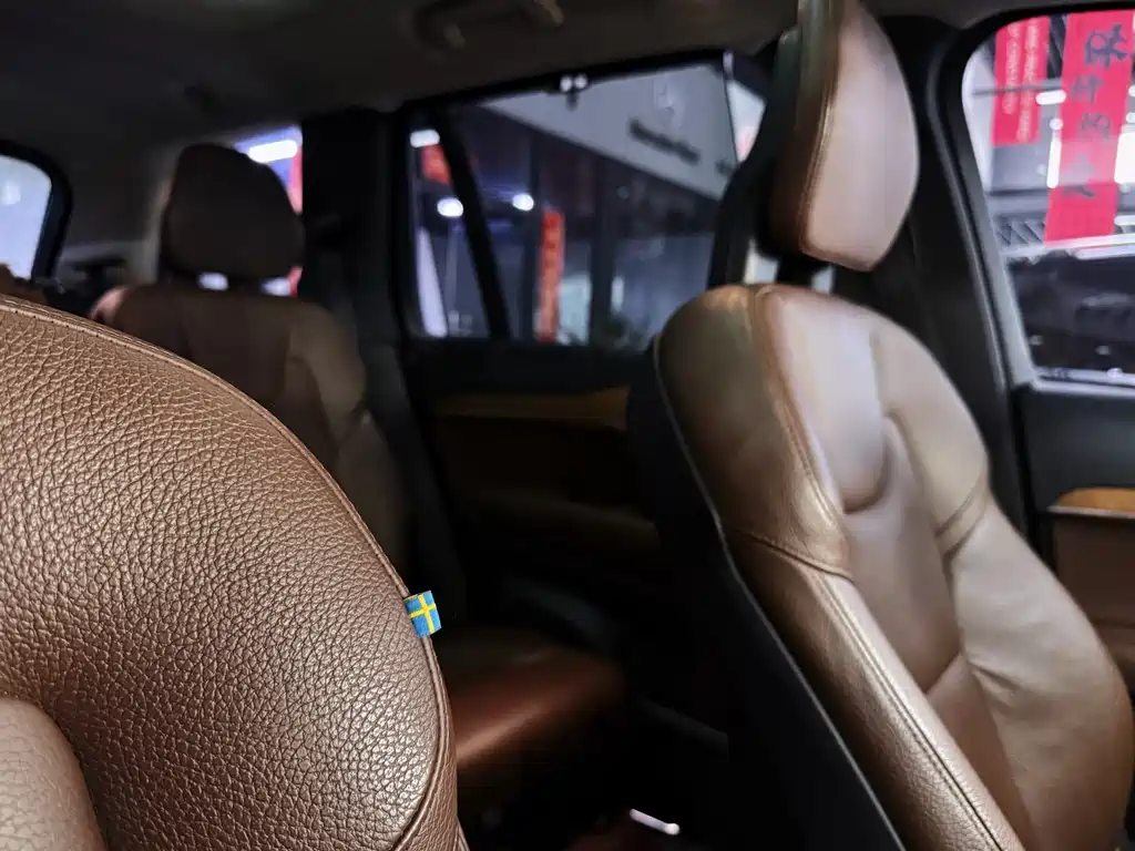 Volvo XC90 Facelift T6 Smart Ease Luxury 7-seat