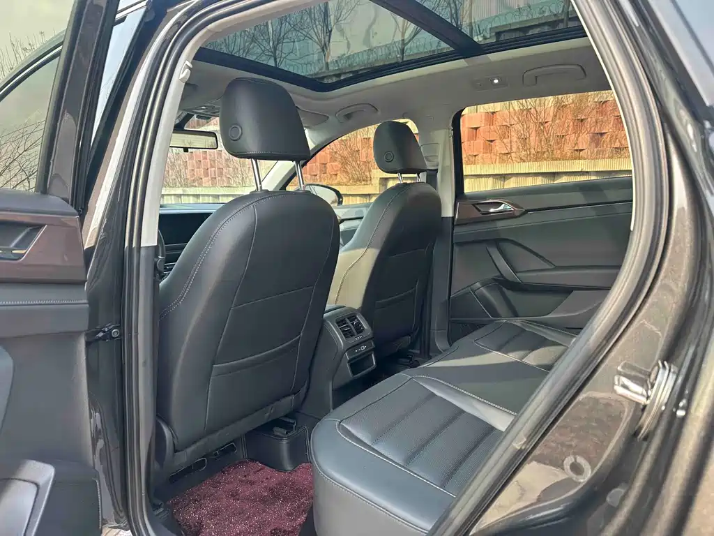 Tharu 280 TSI 2 WD Luxury
