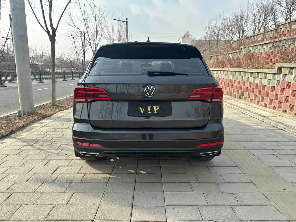 Tharu 280 TSI 2 WD Luxury