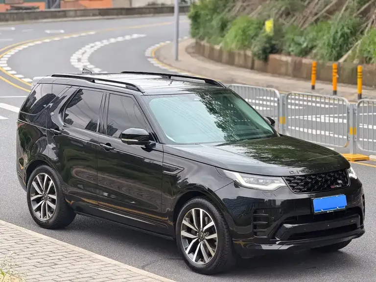 Land Rover Discovery 360 PS R-Dynamic SE