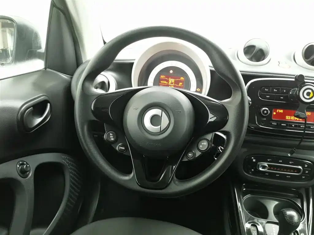 smart fortwo 1.0 L 52 kW Hardtop Agile CN-V
