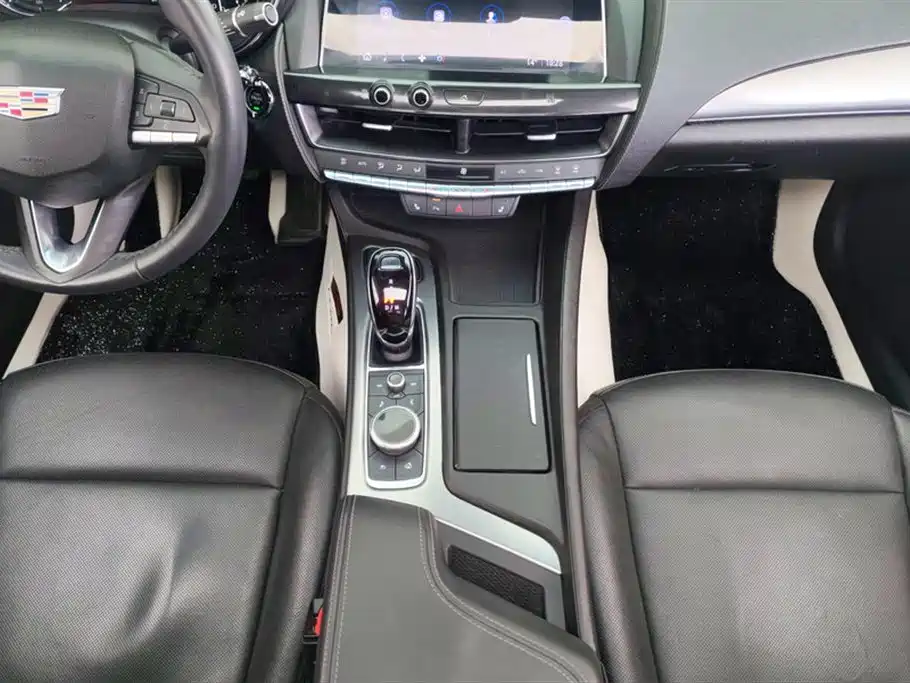 Cadillac CT5 Facelift 28 T Luxury